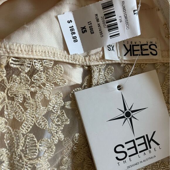 Gorgeous Seek Gold and White Lace Dress - Picture 7 of 8